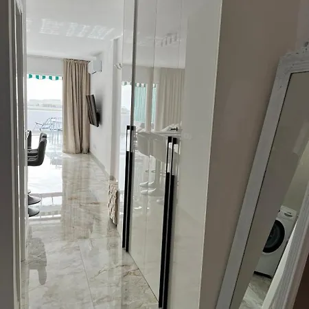 Apartmán New Beautiful Apartment!beaches Nearby!ocean View!